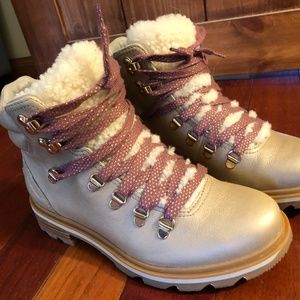 Tan Sorel Boot--8